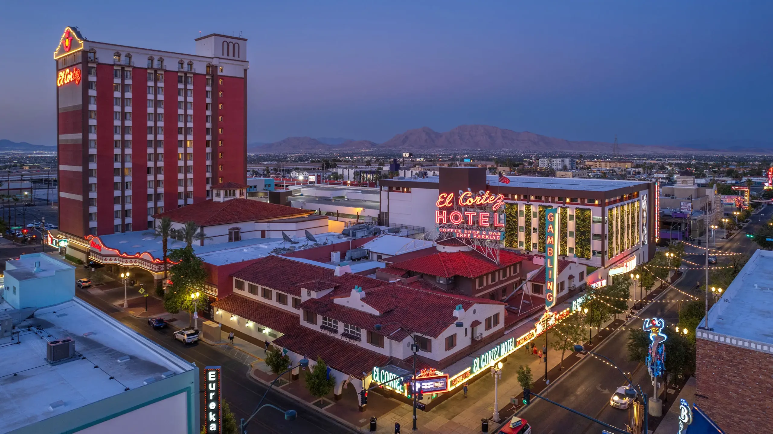 El_Cortez_Night_Exterior web