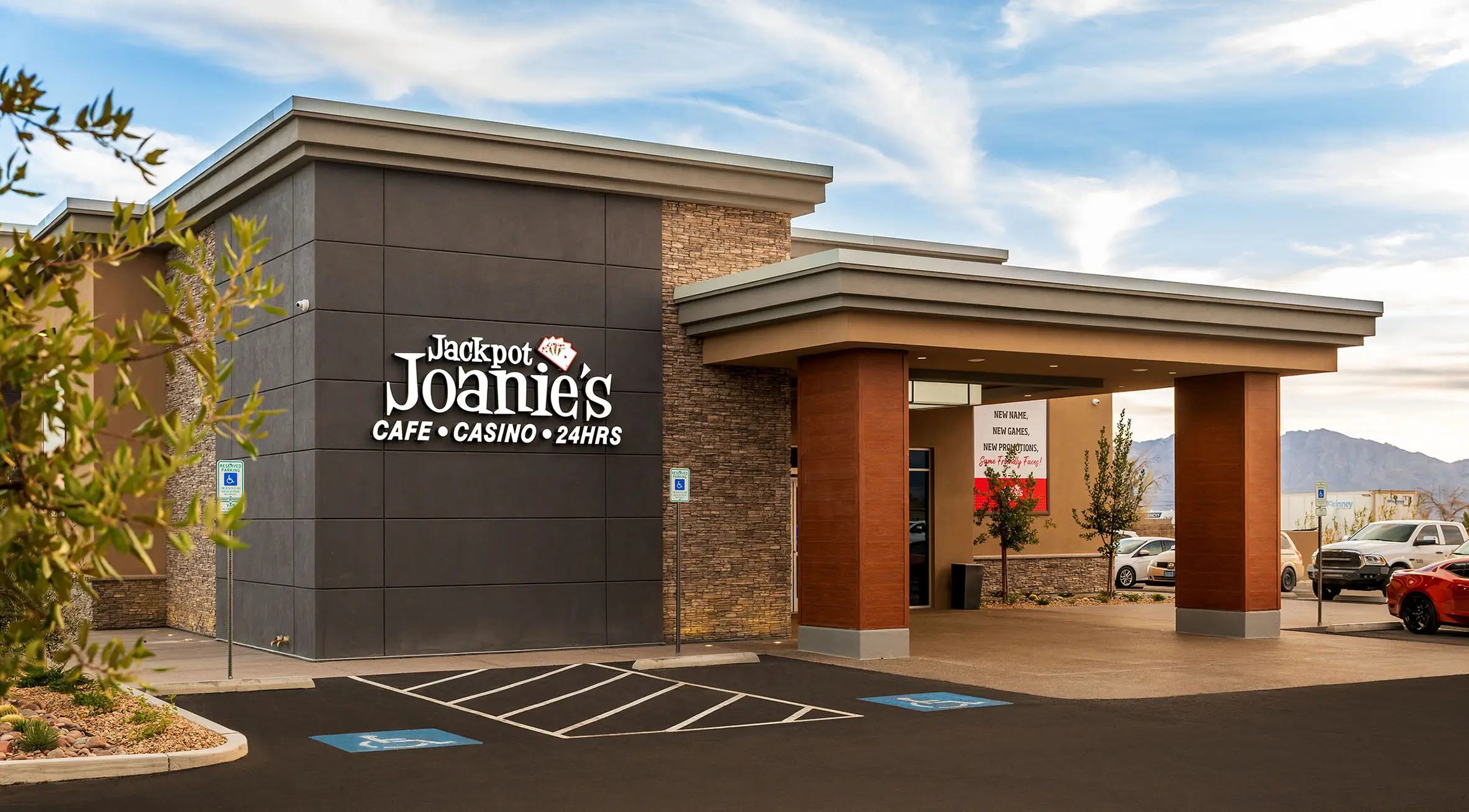 Jackpot Joanie's Exterior 3